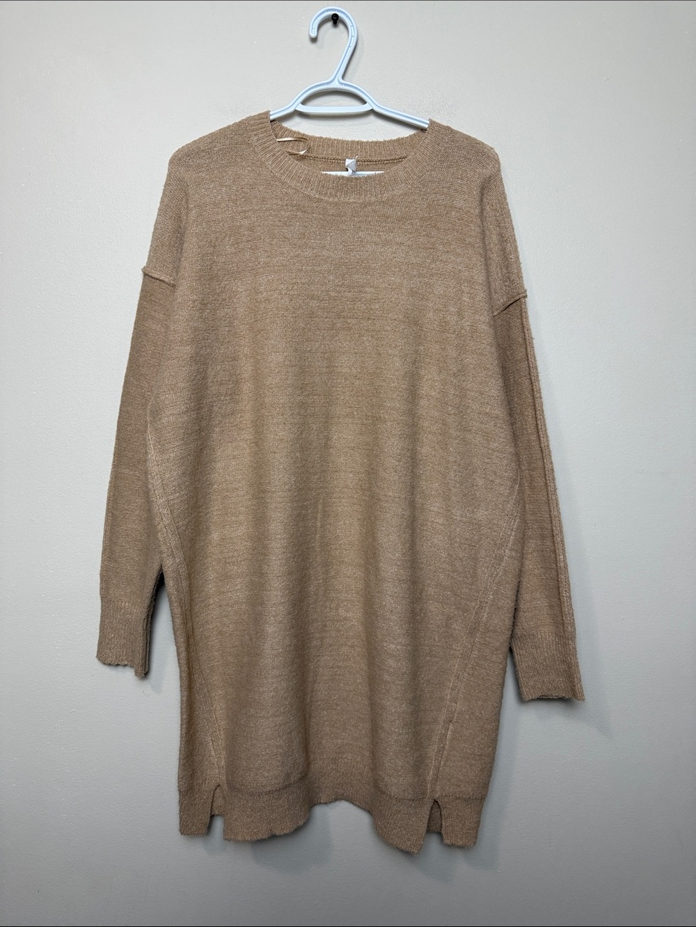 Dreamers Oversized Crewneck Sweater size S